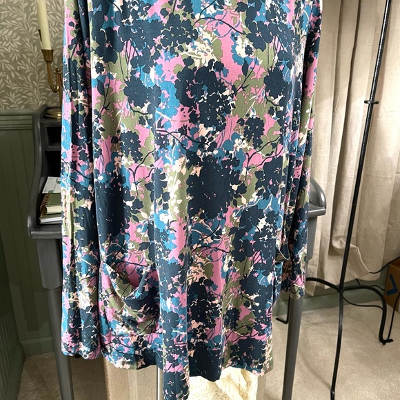 LOGO by Lori Goldstein Floral Blouse - Blue and Pink - Picture 3 of 7